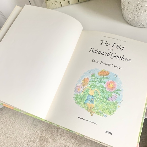 1975 The Thief in the Botanical Gardens by Diane Redfield Massie Book - Picture 12 of 15